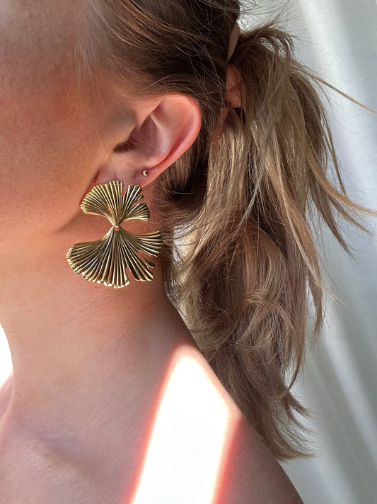 Juliette gold earrings
