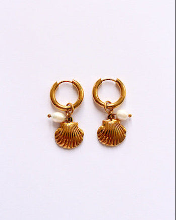 Sanibel pearl shell earrings