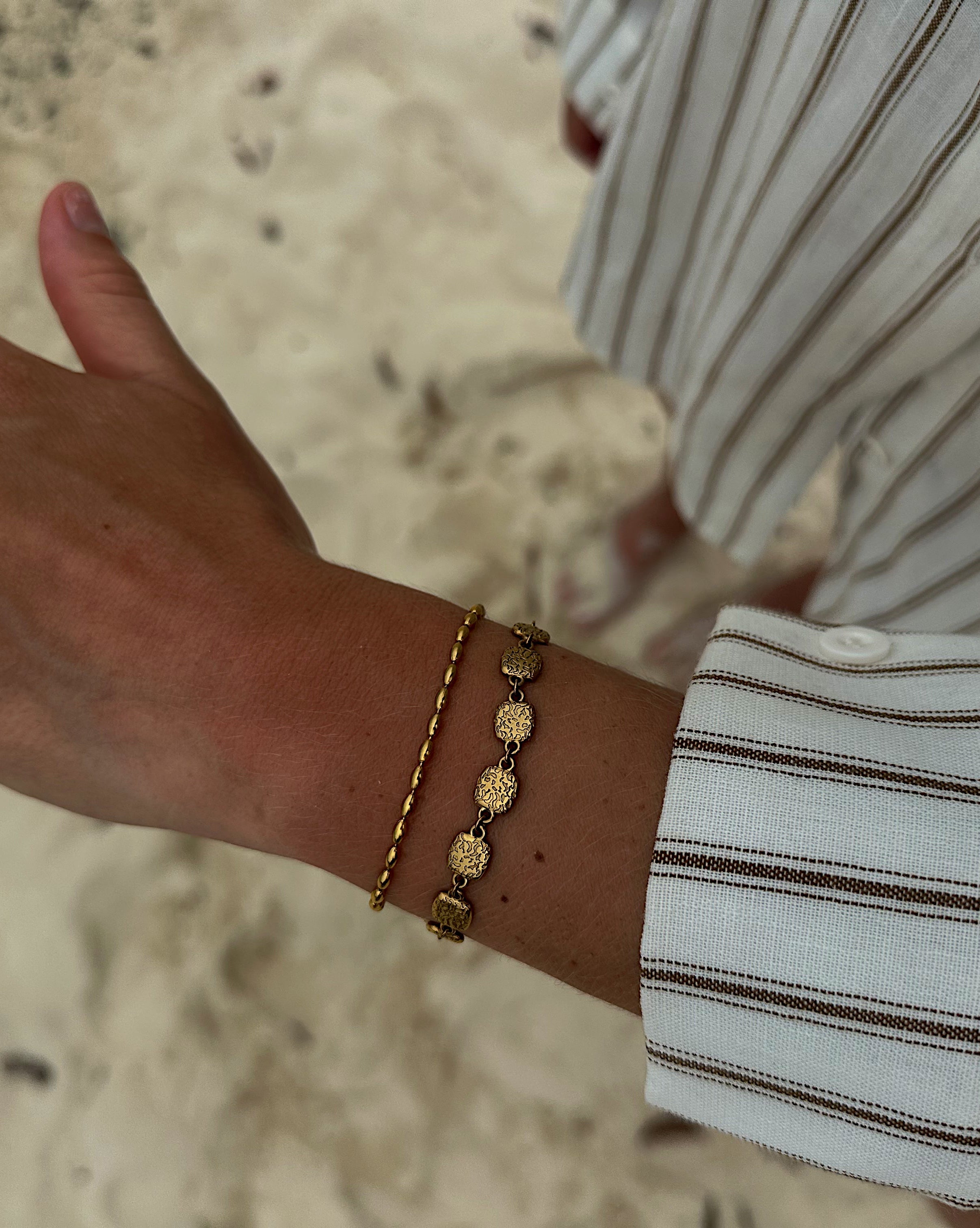 Aspen beads bracelet gold