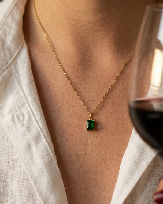 Cassis crystal necklace green