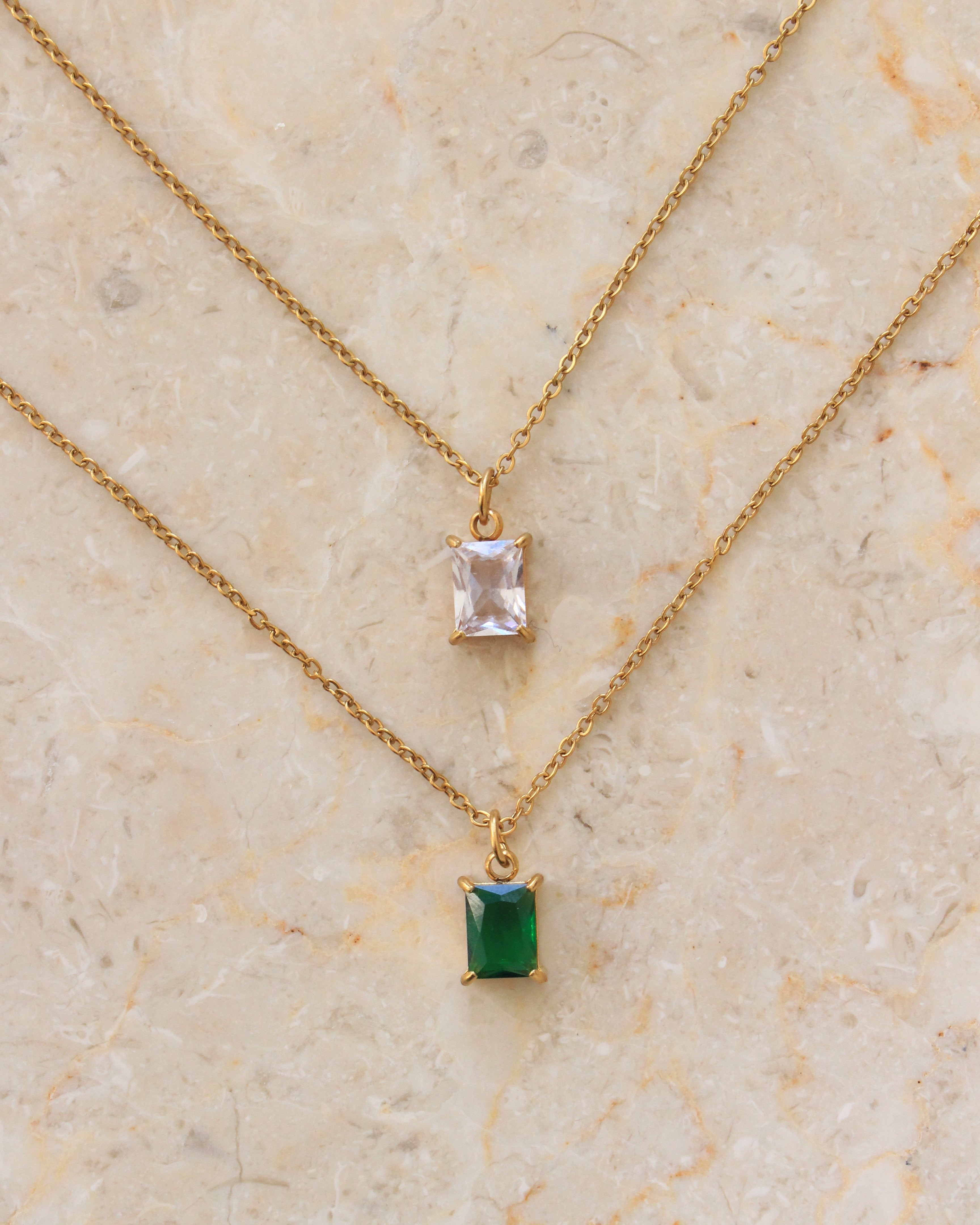 Cassis crystal necklace green