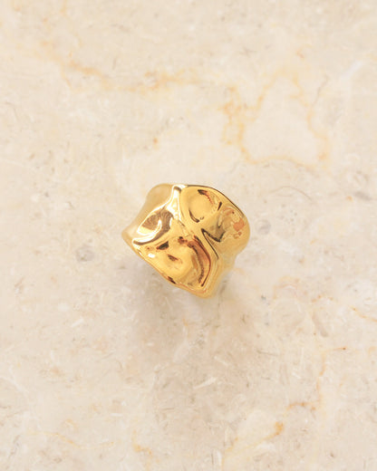 Matera hammered ring