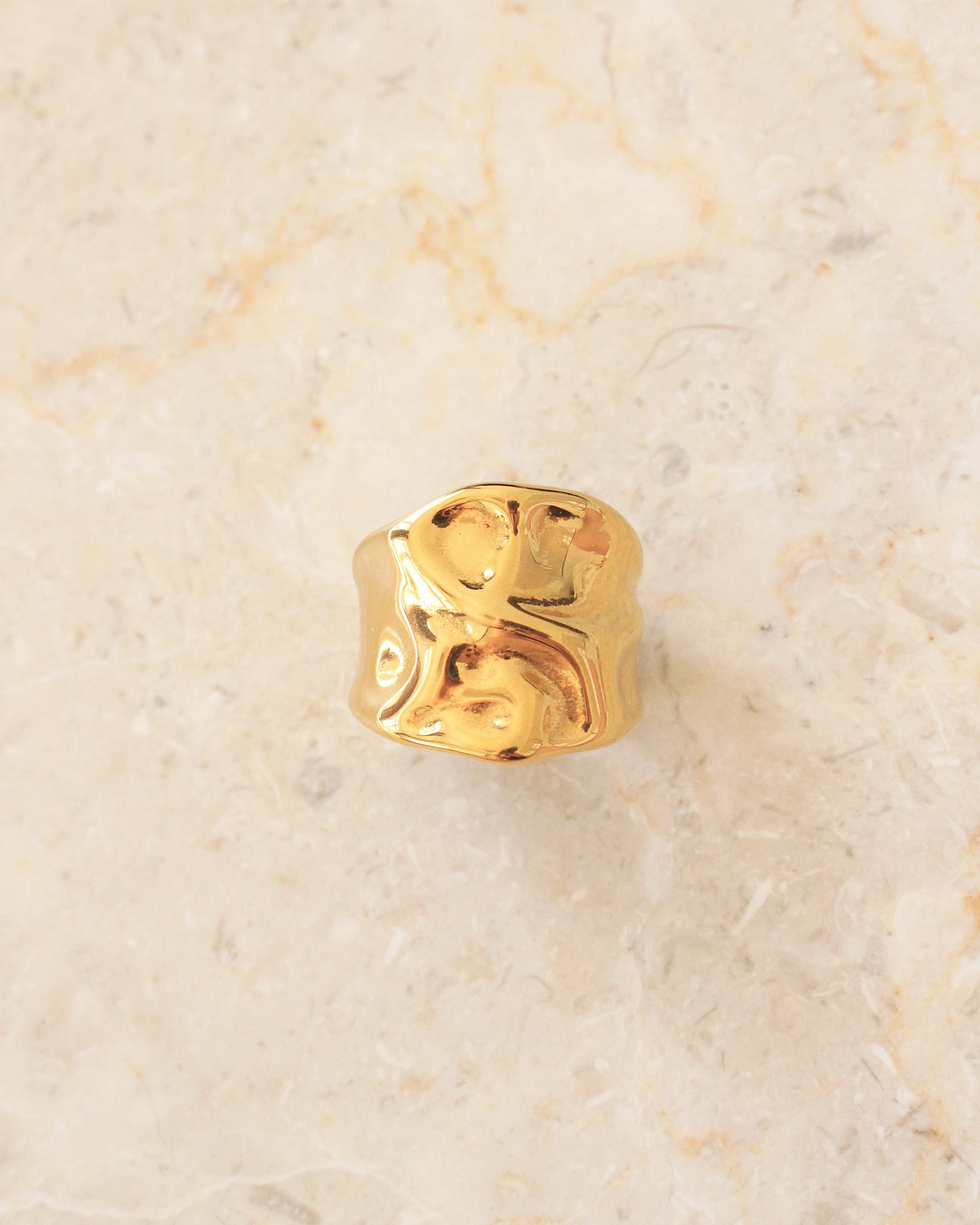 Matera hammered ring