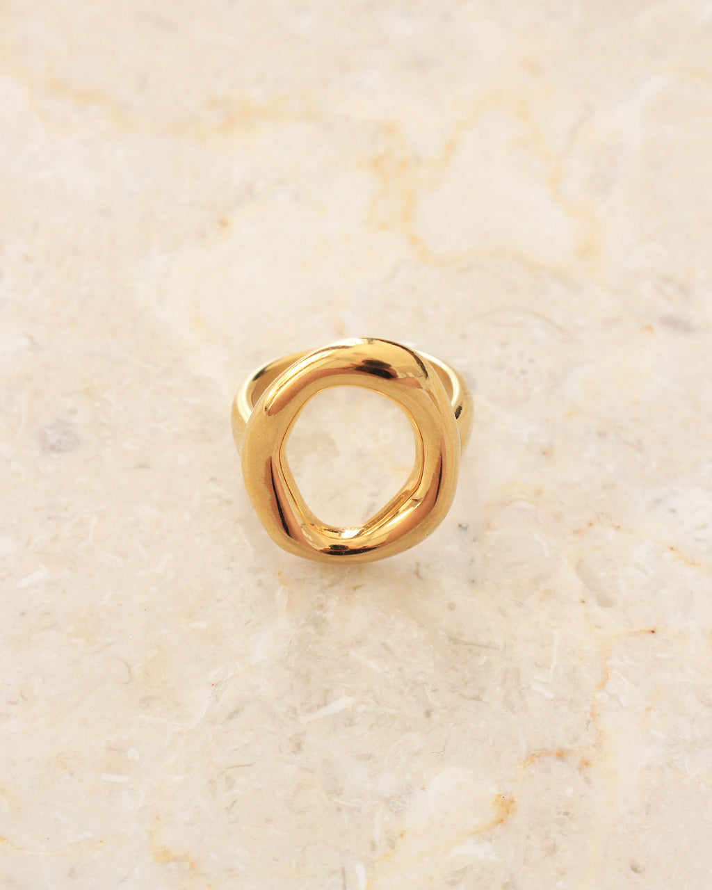 Irregular ring gold