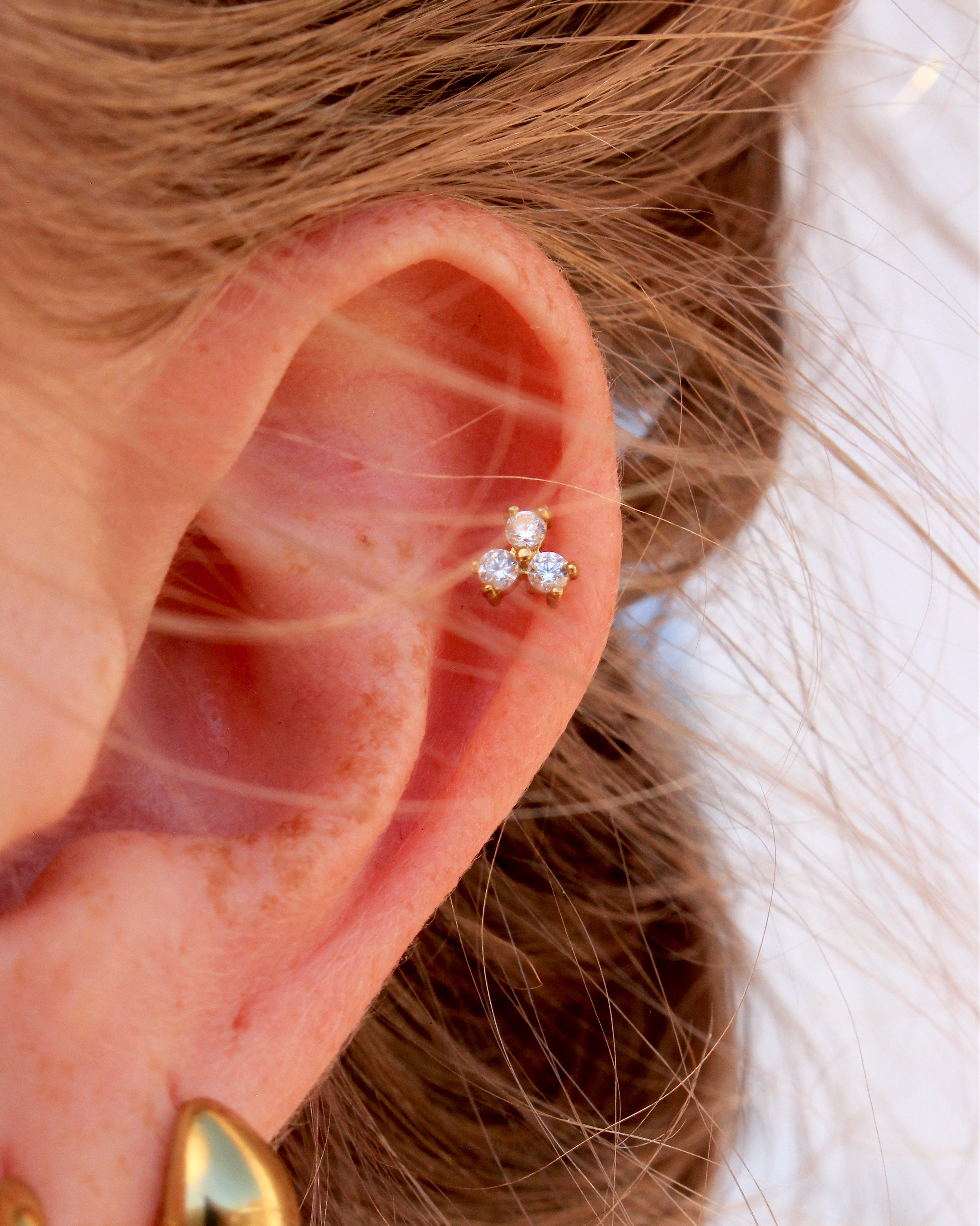 Moon and flower zircon studs gold 2-pack